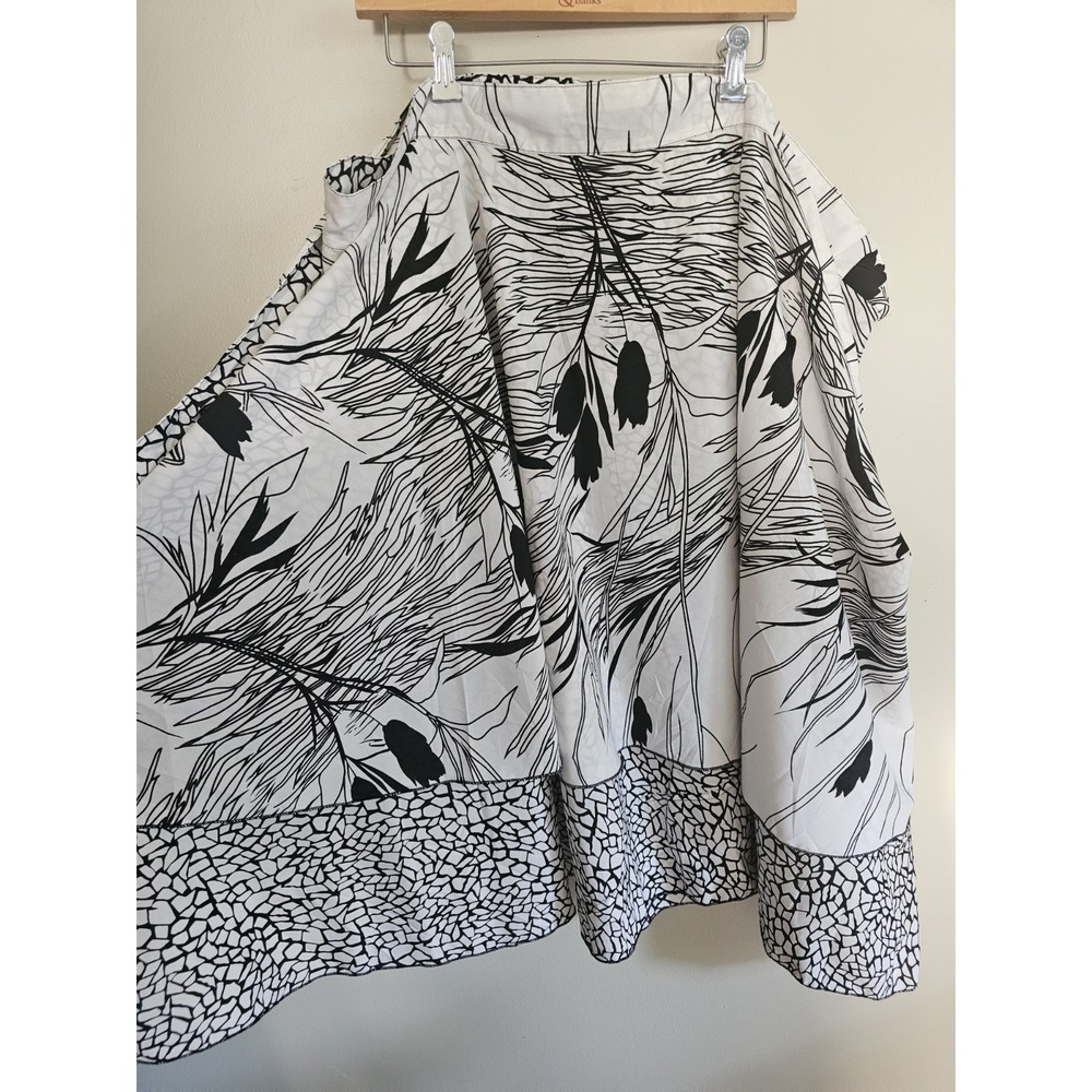 Iris Impression Large 80% Silk Convertible Wrap Skirt Sarong Dress Shirt. 17-D